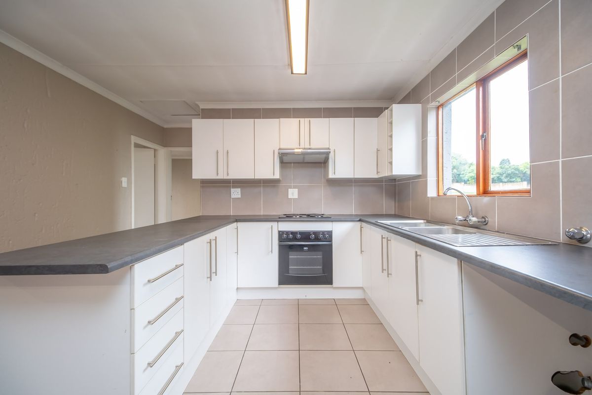 Apartment For Sale In Sandton - Photo 5