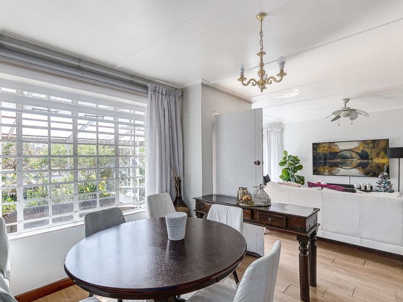 Townhouse For Sale In Sandton - Photo 9