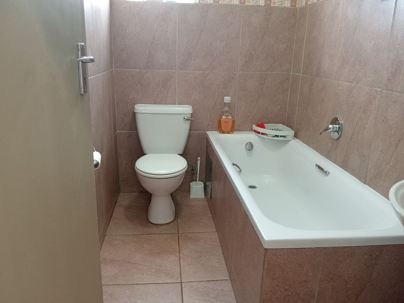 House For Sale In Pretoria - Photo 7