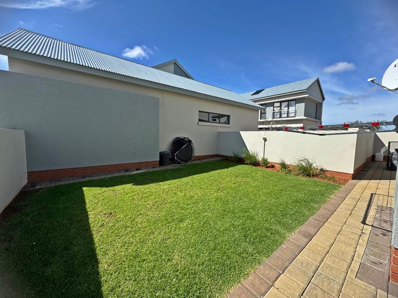 Townhouse For Sale In Bloemfontein - Photo 9