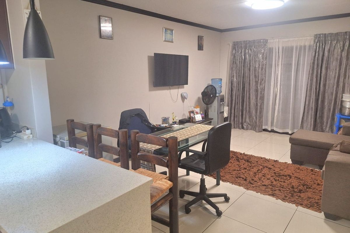 Apartment For Sale In Midrand - Photo 3