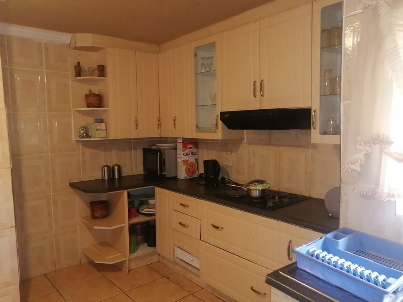 House For Sale In Walkerville - Photo 5