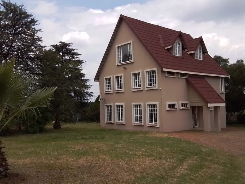 House For Sale In Meyerton - Photo 2