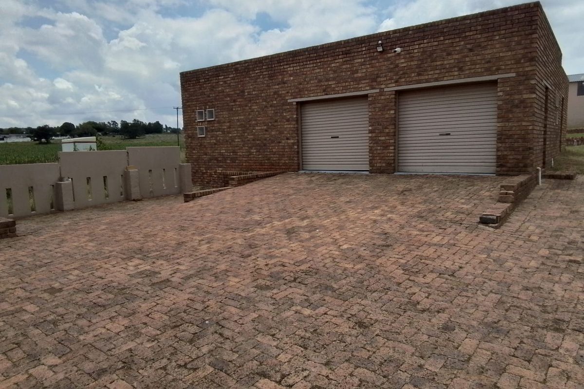 House For Sale In Meyerton - Photo 4