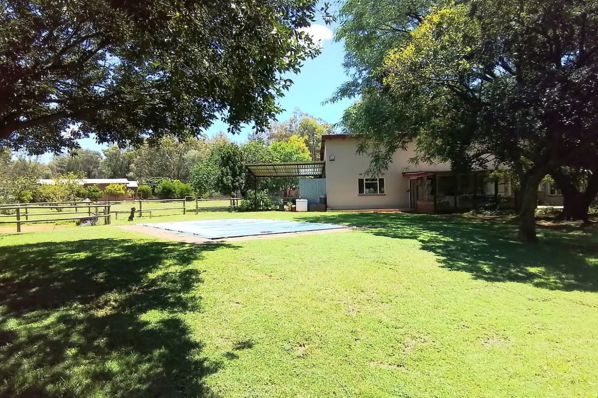 House For Sale In Meyerton - Photo 5
