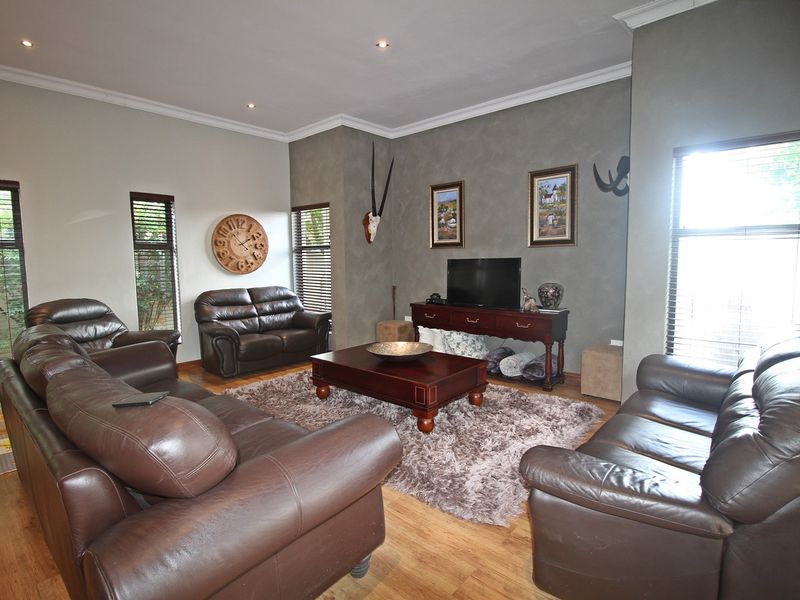 House For Sale In Bloemfontein - Photo 1