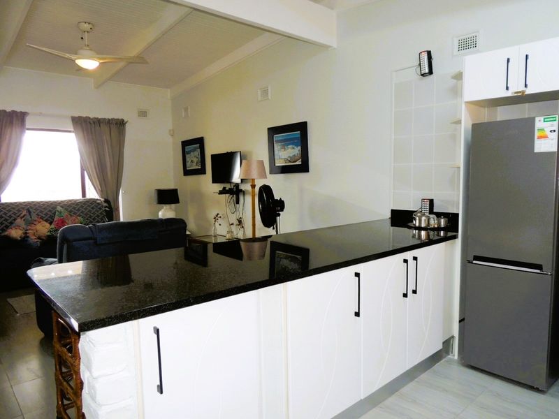 Townhouse For Sale In Margate - Photo 7