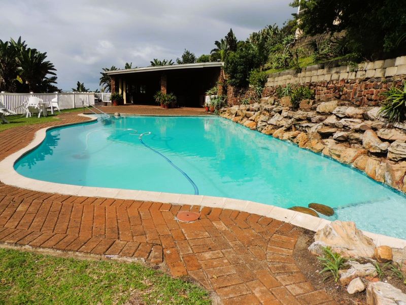 Townhouse For Sale In Margate - Photo 2
