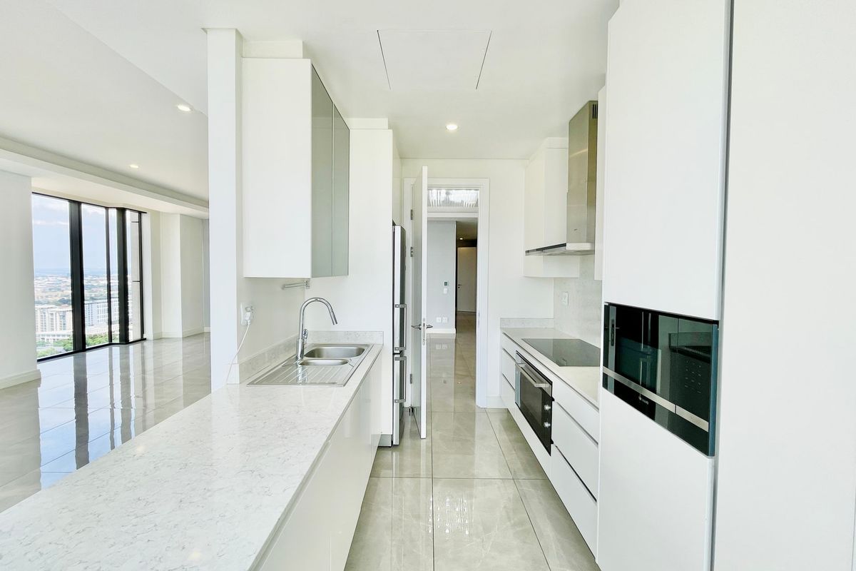 Apartment For Sale In Sandton - Photo 5