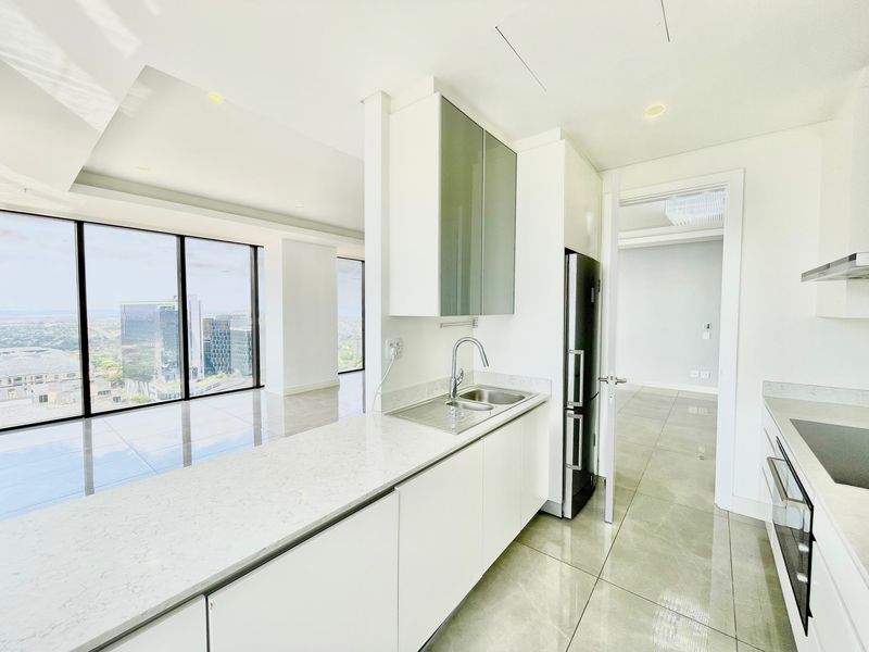 Apartment For Sale In Sandton - Photo 2