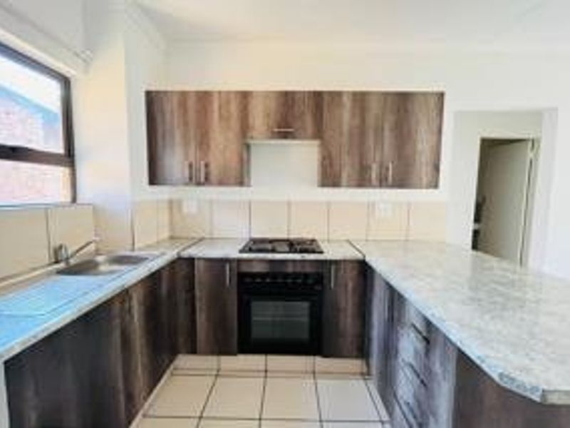 Apartment For Sale In Boksburg - Photo 7