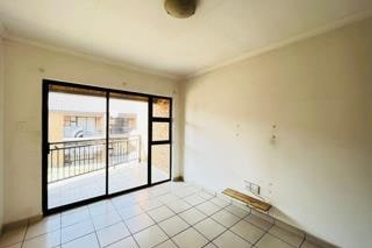 Apartment For Sale In Boksburg - Photo 5
