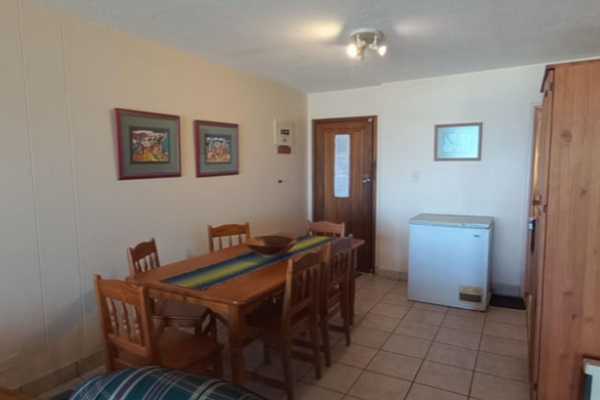 Apartment For Sale In Margate - Photo 4