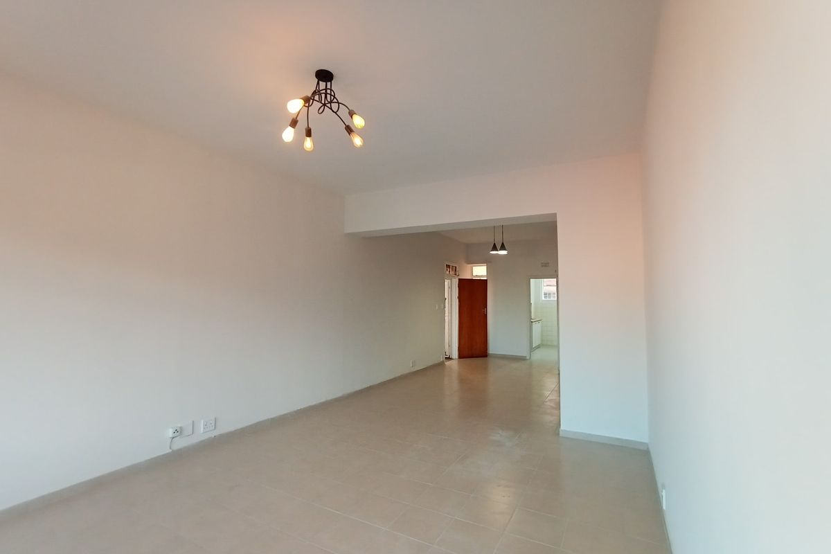 Apartment For Sale In Johannesburg - Photo 5