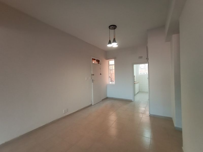 Apartment For Sale In Johannesburg - Photo 10