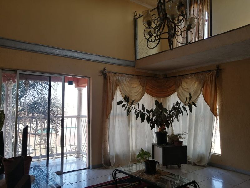 House For Sale In Johannesburg - Photo 7