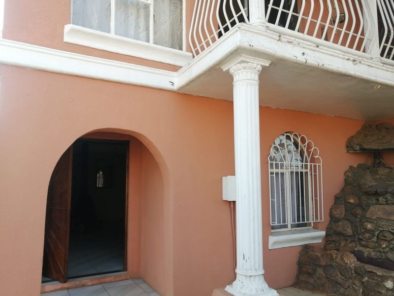 House For Sale In Johannesburg - Photo 6