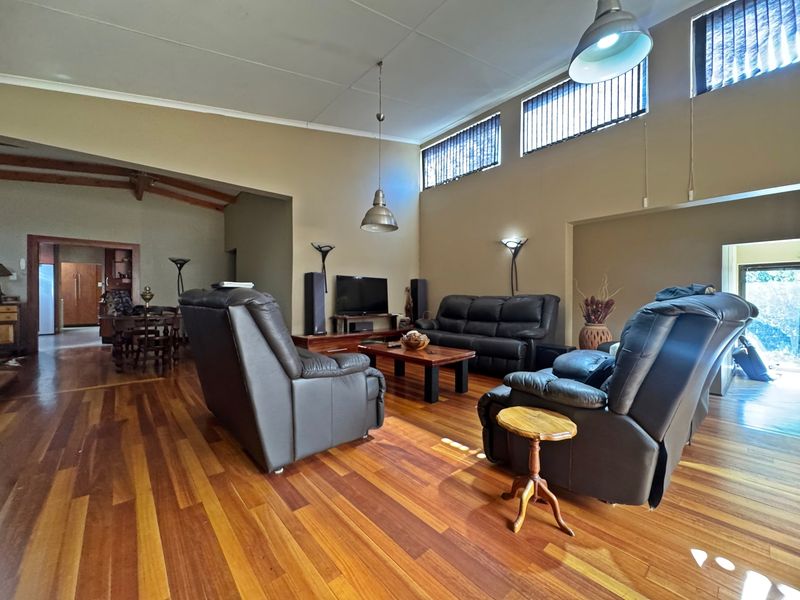 House For Sale In Bloemfontein - Photo 8