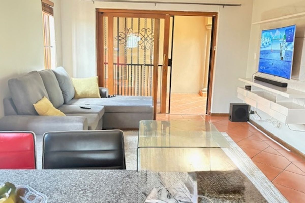 Cluster For Sale In Midrand - Photo 5