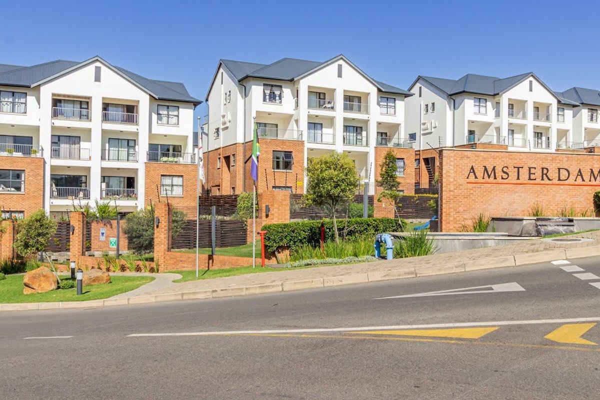 Apartment For Sale In Randburg - Photo 2
