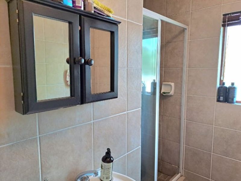 Apartment Rental Monthly In Sandton - Photo 9