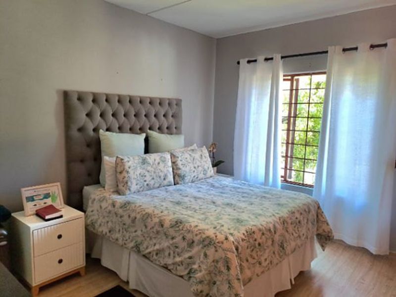 Apartment Rental Monthly In Sandton - Photo 4