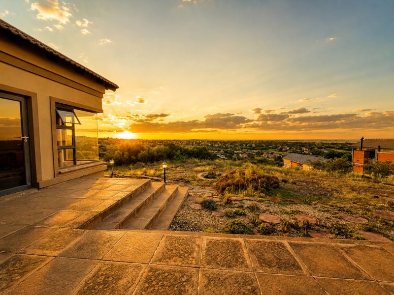House For Sale In Bloemfontein - Photo 1