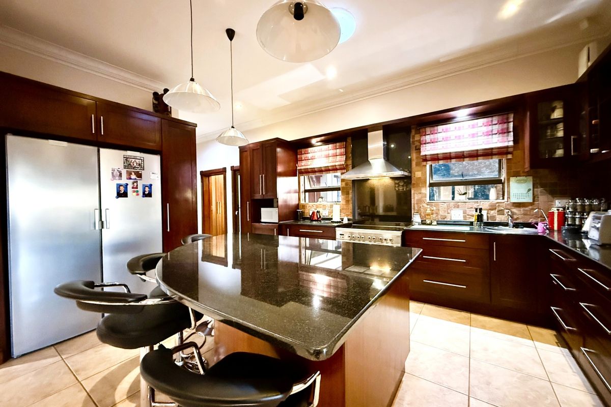House For Sale In Bloemfontein - Photo 5