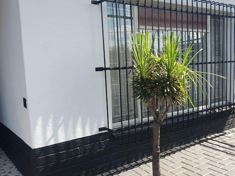 House For Sale In Centurion - Photo 4