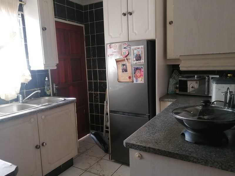 Cluster For Sale In Johannesburg - Photo 6