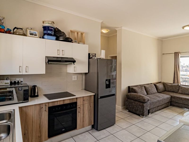 Apartment For Sale In Boksburg - Photo 2