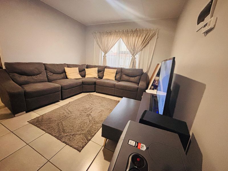 Apartment For Sale In Midrand - Photo 6