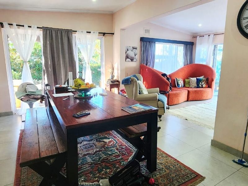 House For Sale In Trafalgar - Photo 9