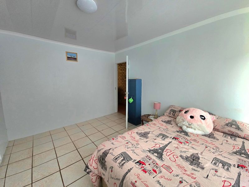 House For Sale In Middelburg - Photo 2