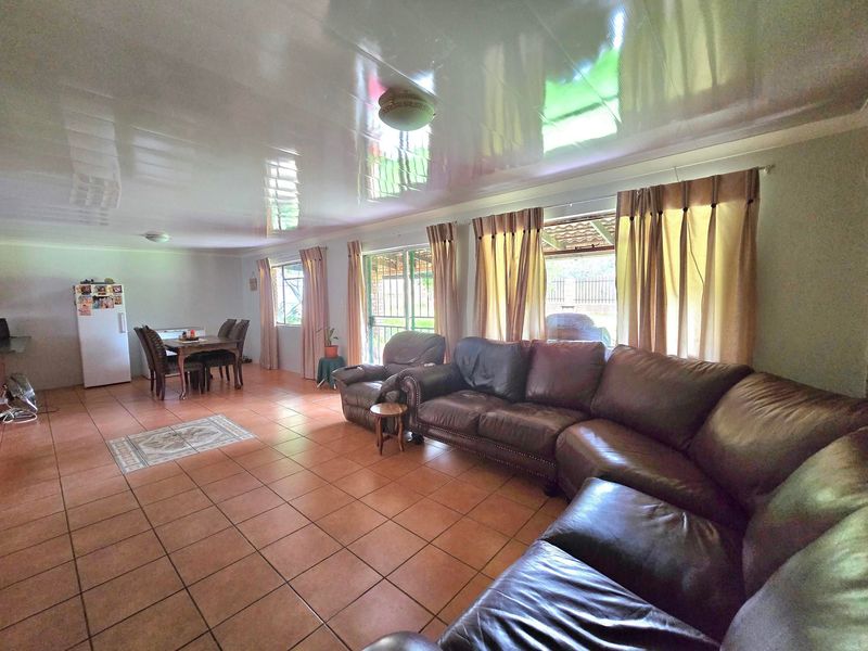 House For Sale In Middelburg - Photo 6