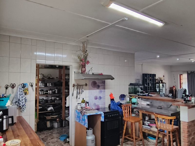 House Pending Sale In Margate - Photo 10