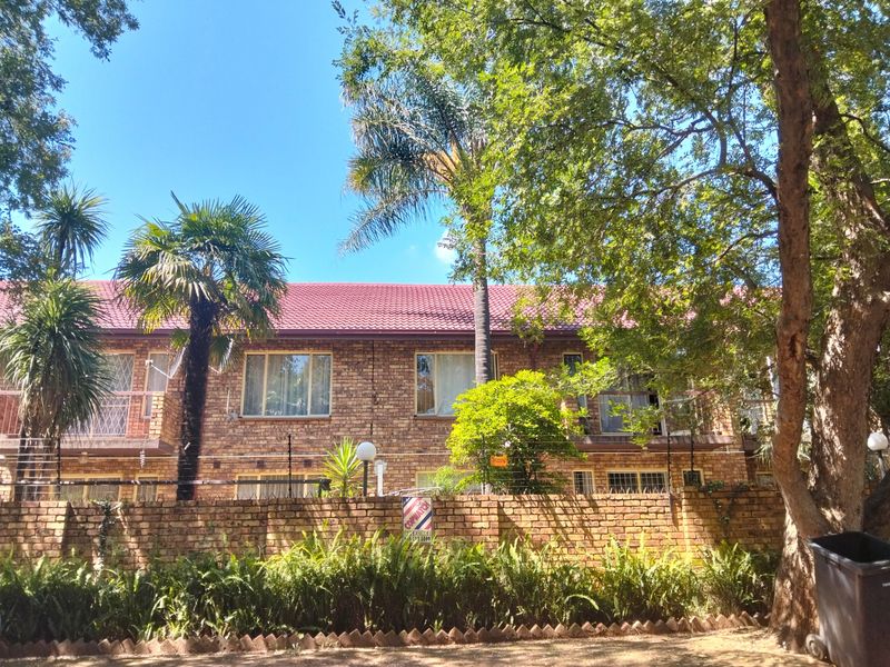 Townhouse For Sale In Centurion - Photo 9