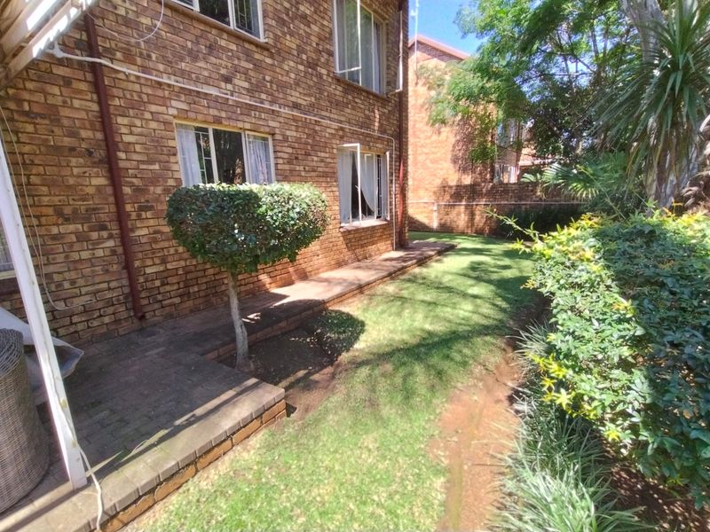 Townhouse For Sale In Centurion - Photo 7