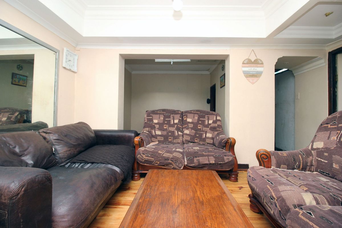 House For Sale In Cape Town - Photo 3