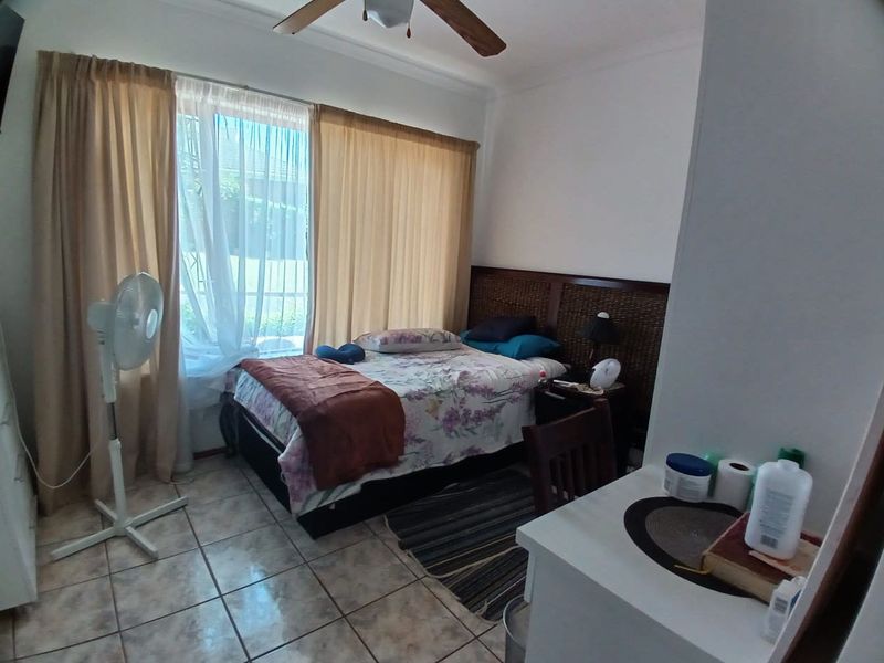 Townhouse For Sale In Port Shepstone - Photo 8