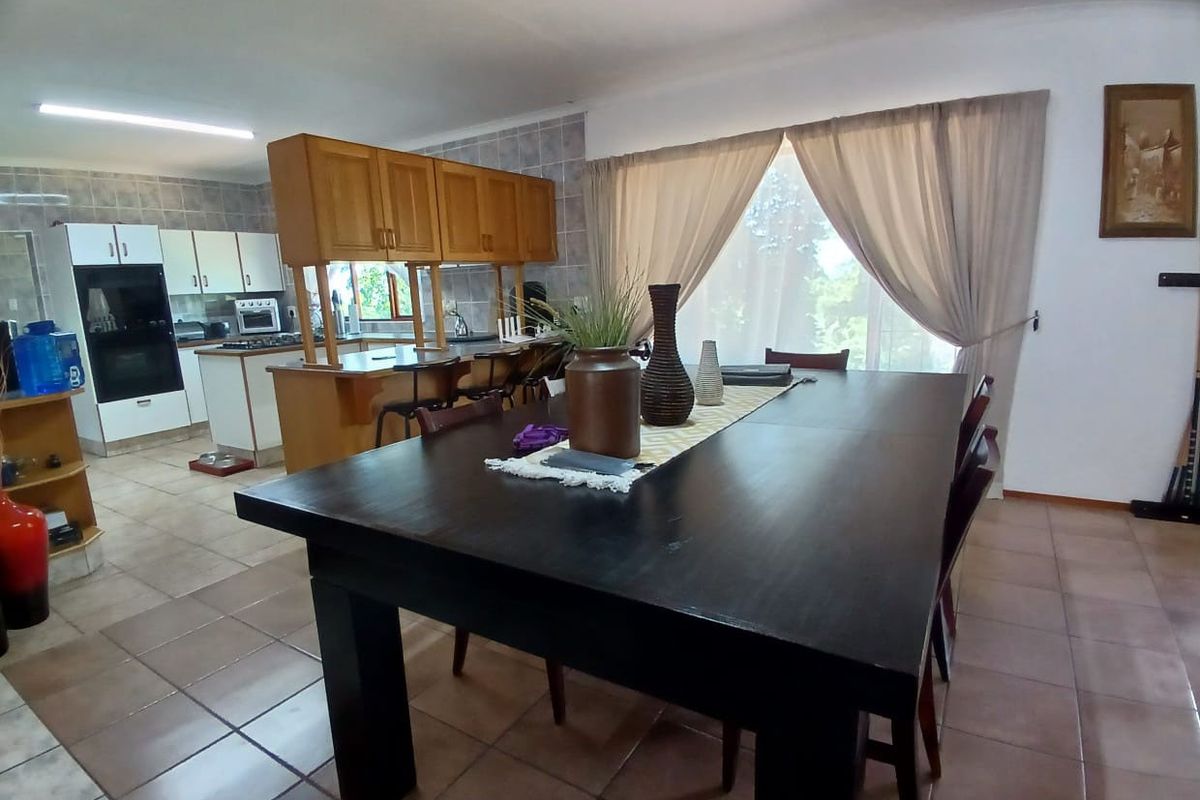 Townhouse For Sale In Port Shepstone - Photo 3