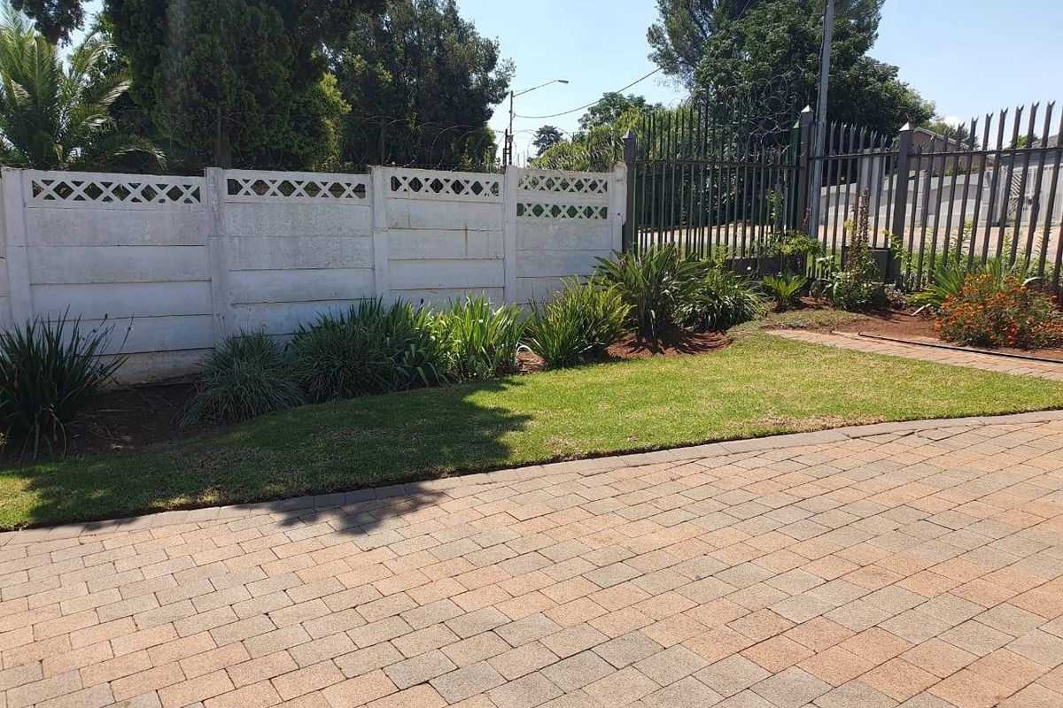 House For Sale In Centurion - Photo 4