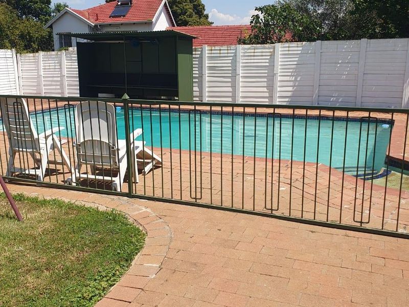 House For Sale In Centurion - Photo 2