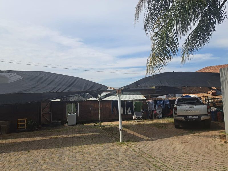 House For Sale In Pretoria - Photo 2