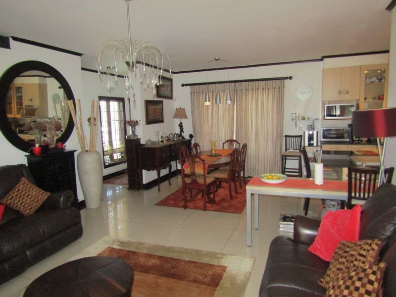Cluster For Sale In Midrand - Photo 5