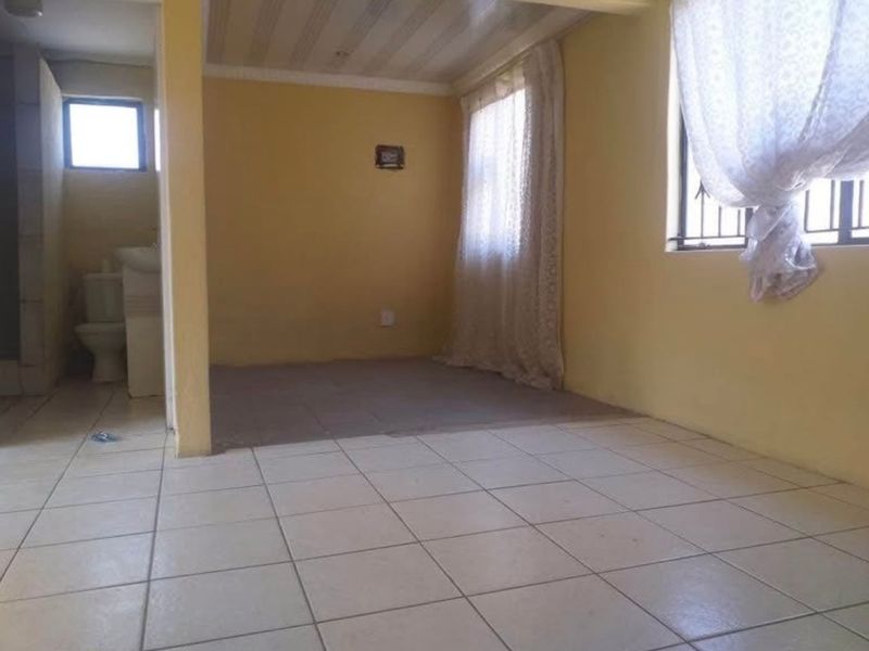 House Rental Monthly In Soweto - Photo 6