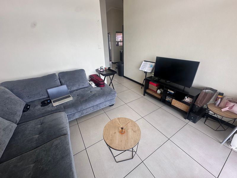 Apartment For Sale In Sandton - Photo 5