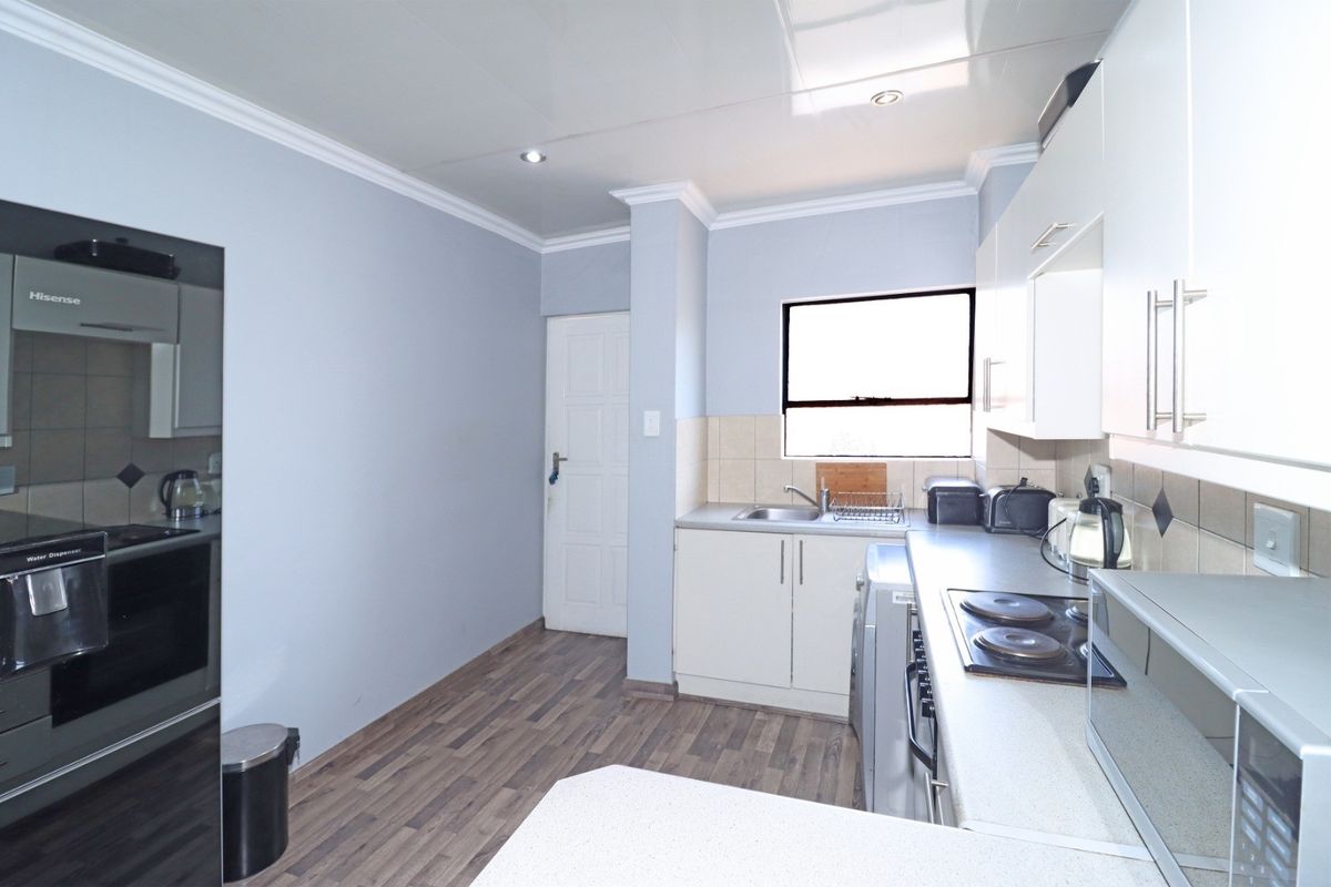 Apartment Pending Sale In Sandton - Photo 5