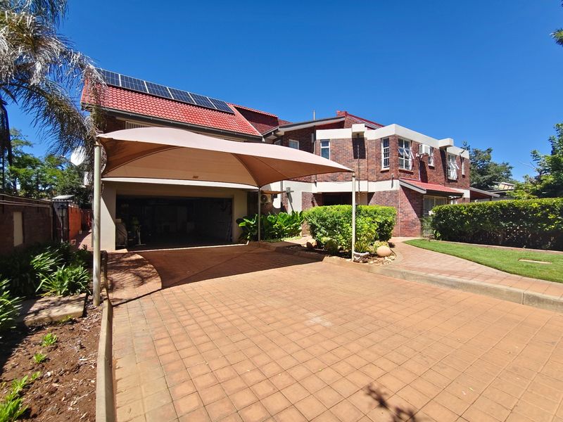 House For Sale In Bloemfontein - Photo 5