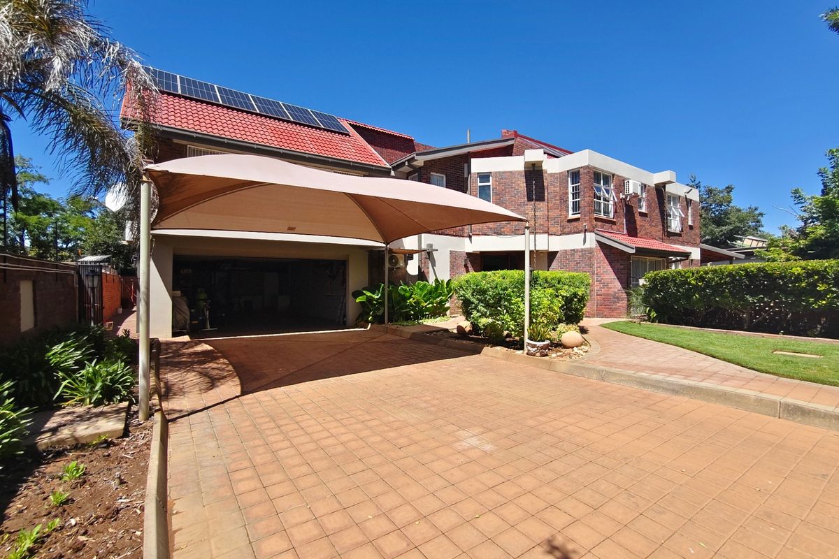 House For Sale In Bloemfontein - Photo 5